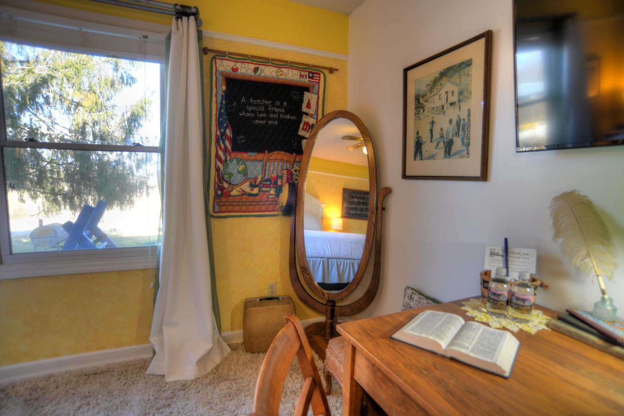 Blue Mountain Mist Country Inn Sevierville Room photo