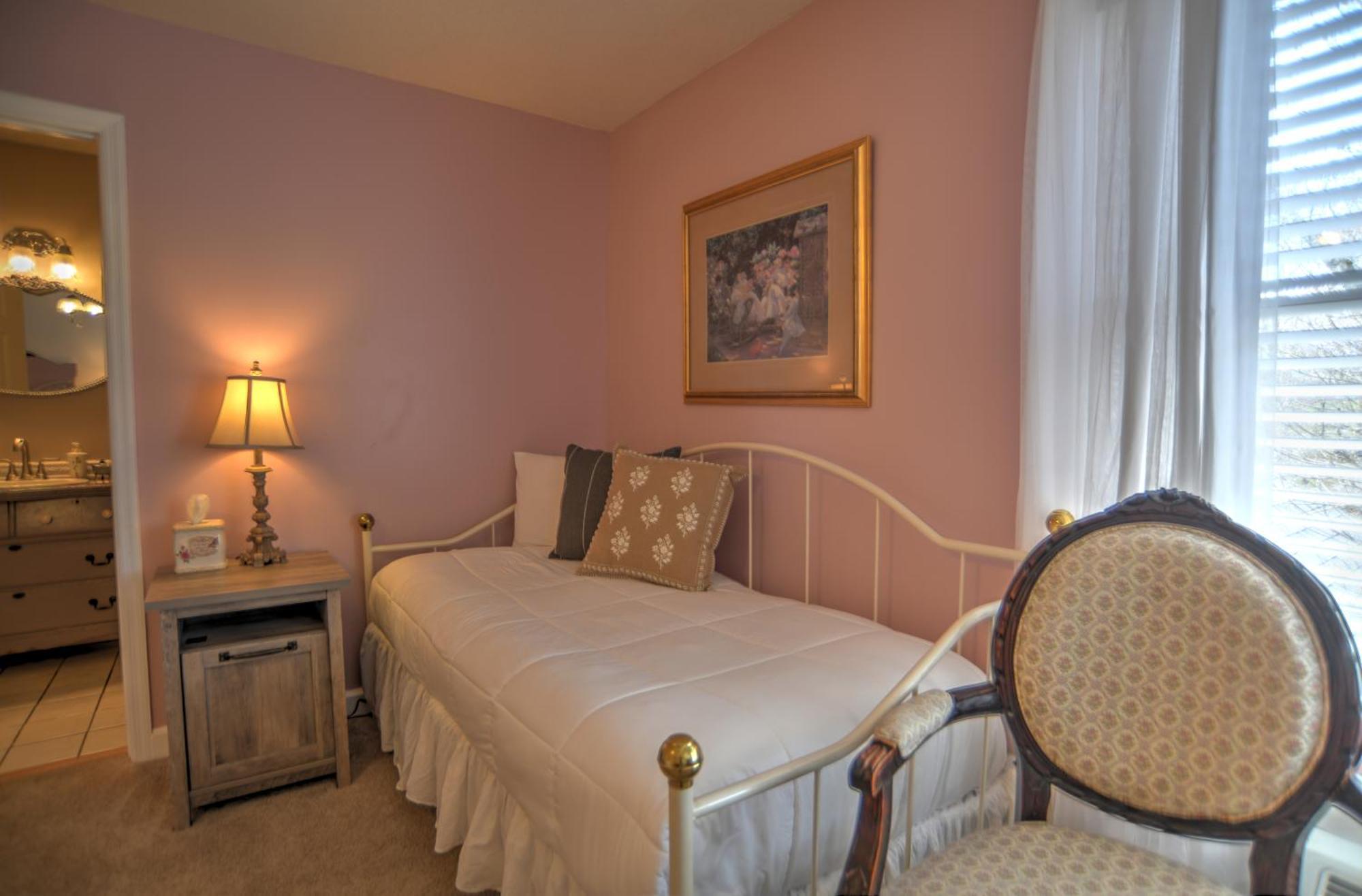 Blue Mountain Mist Country Inn Sevierville Exterior photo