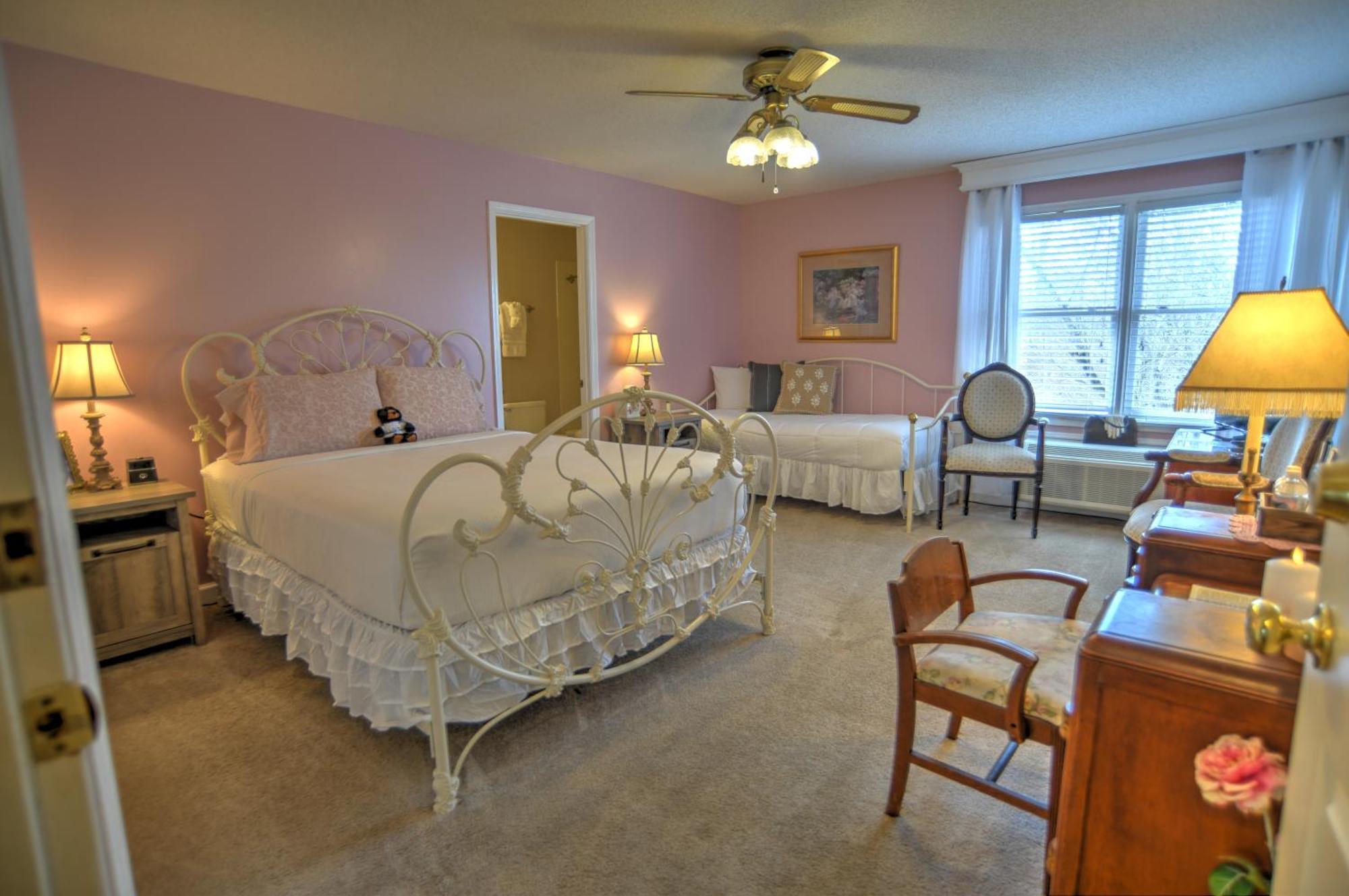 Blue Mountain Mist Country Inn Sevierville Exterior photo