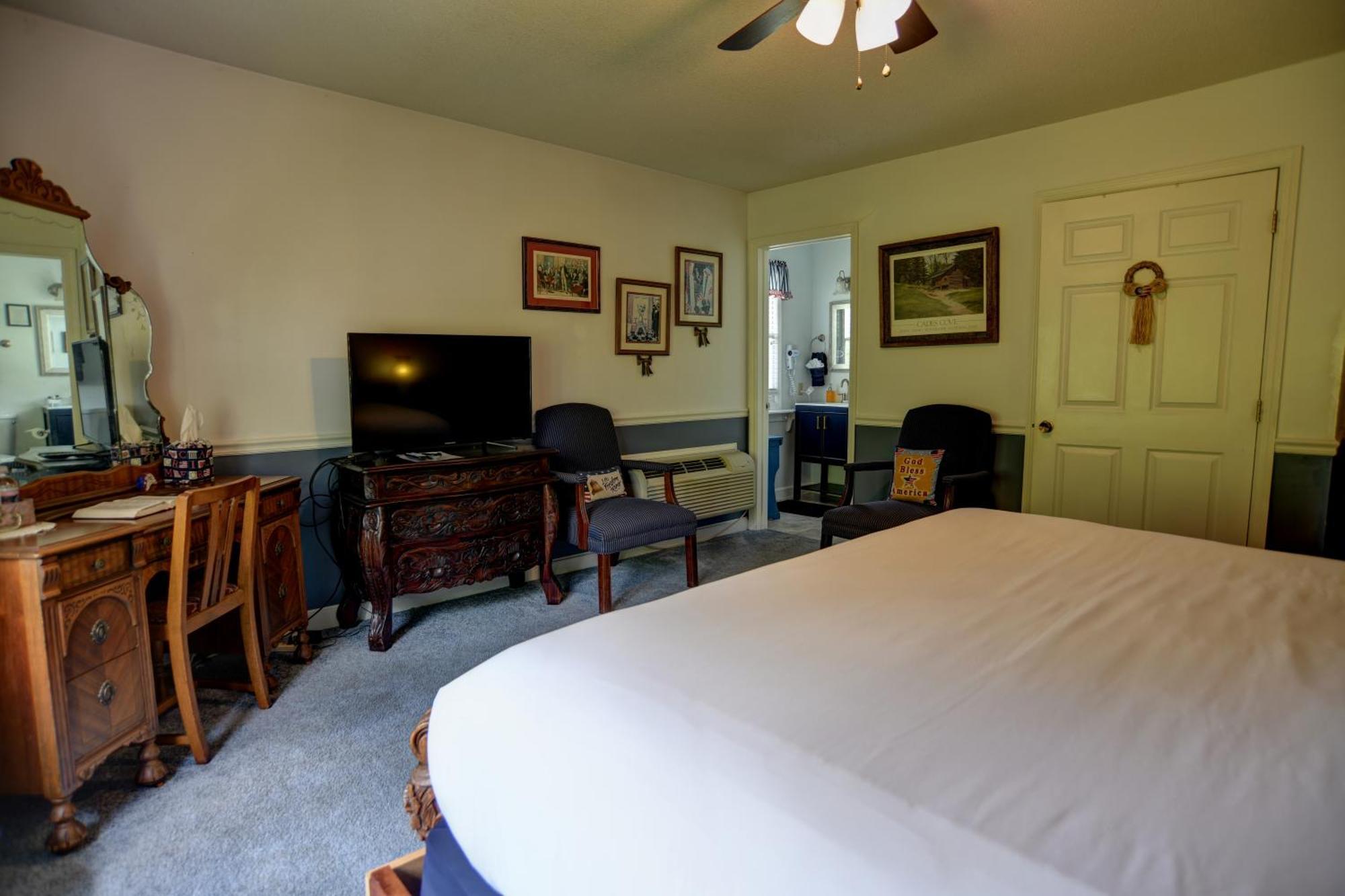 Blue Mountain Mist Country Inn Sevierville Room photo